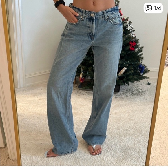 Zara Denim - ZARA The Kick It Straight wide-leg style light wash low rise drew flare US 10